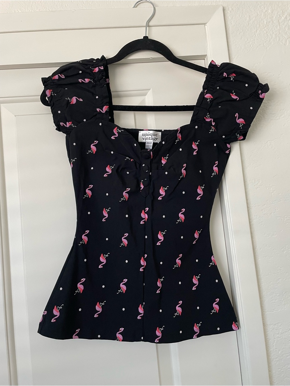 Unique Vintage Black Puff Sleeve Flamingo Print Top